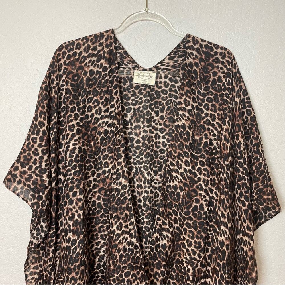 MIA JOY JOYFOLIE Leopard Print Kimono One Size - Picture 2 of 7